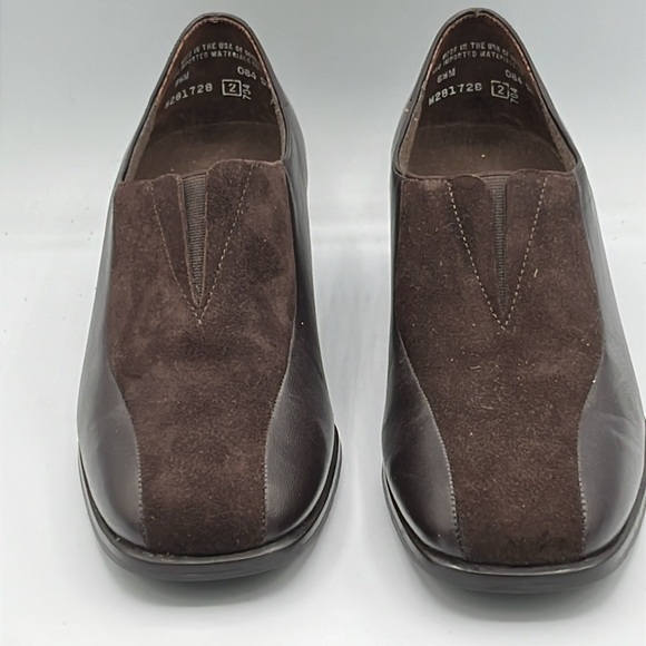 Munro American Two-Tone Brown Leather Shoes Size 8.5 | 1.5” Block Heel Comfort - Picture 6 of 10